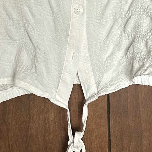 RTR Louna Tie Back Top White Ivory Textured Collared Long Sleeve Size Large - Picture 9 of 9
